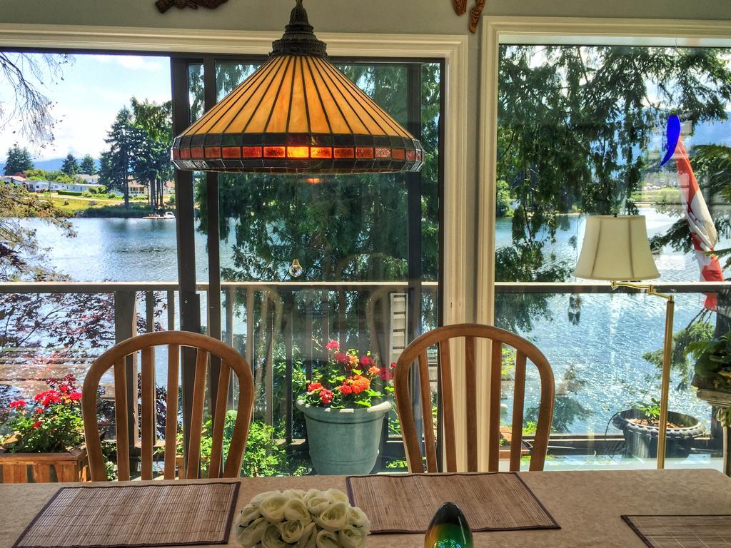 Long Lake Waterfront Bed And Breakfast Nanaimo Dış mekan fotoğraf