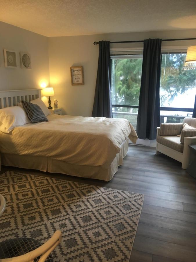 Long Lake Waterfront Bed And Breakfast Nanaimo Dış mekan fotoğraf