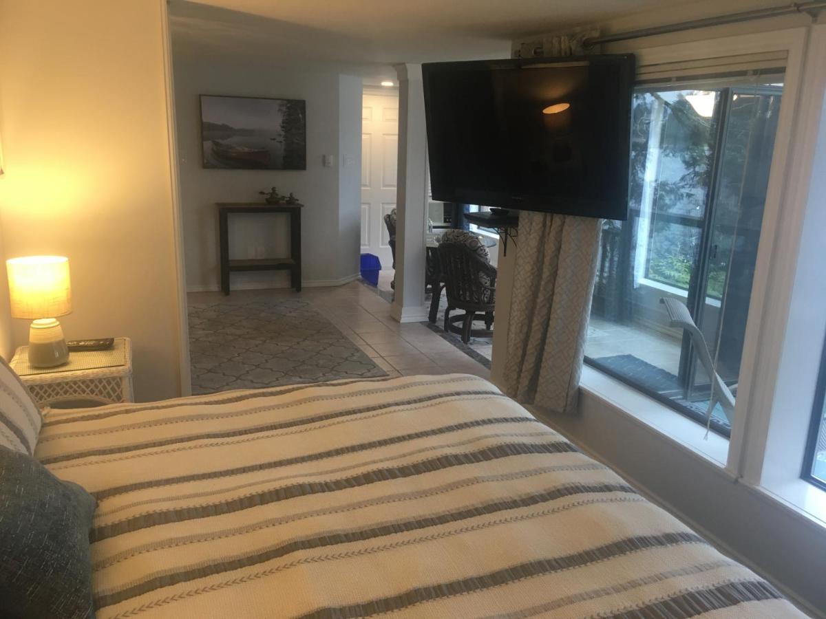 Long Lake Waterfront Bed And Breakfast Nanaimo Dış mekan fotoğraf